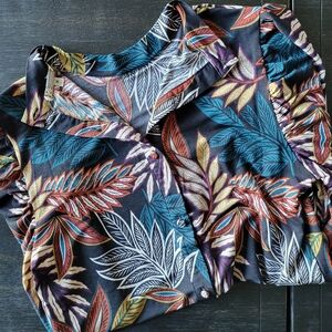 Gimmicks Floral Print Women's Top - Balloon Sleeves